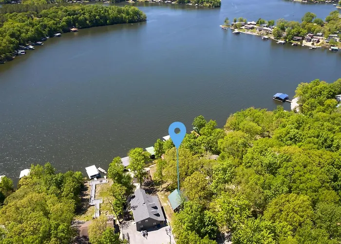 New Dock, Kayaks, Sunsets, Hot Tub Creal Springs